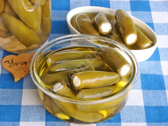 Peynir Dolgulu Jalapeno Biber Turşusu