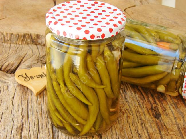 Kapağı Şişen Turşu Bozulmuş Mudur?