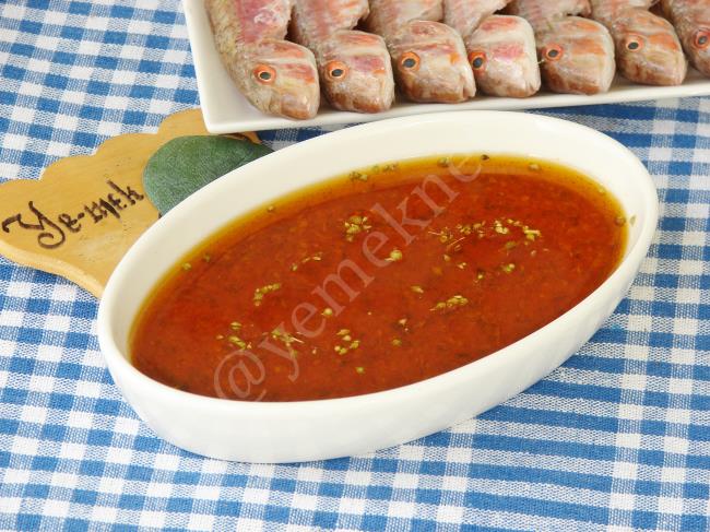Bu Sosu Balıkların Üzerine Sürün, Lezzeti Görün : Balık Sosu