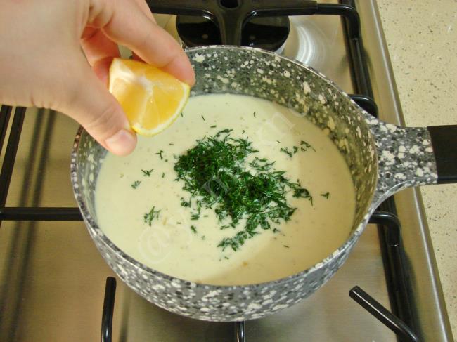 Kremalı Balık Sosu - Yapılışı (5/8) 