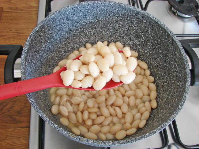 Kuru Fasulyenin Gaz Yapmaması İçin Ne Yapılmalıdır? Nasıl Pişirilmelidir?