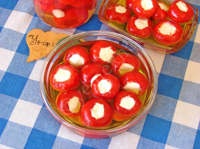 Peynir Dolgulu Kiraz Biberi Turşusu - Yapılışı (14/16) 