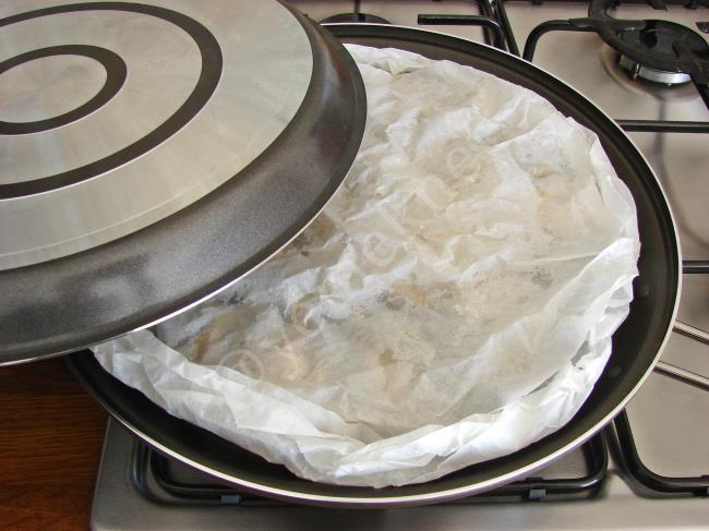 Tavada Kokusuz Balık Kızartması - Yapılışı (9/12) 