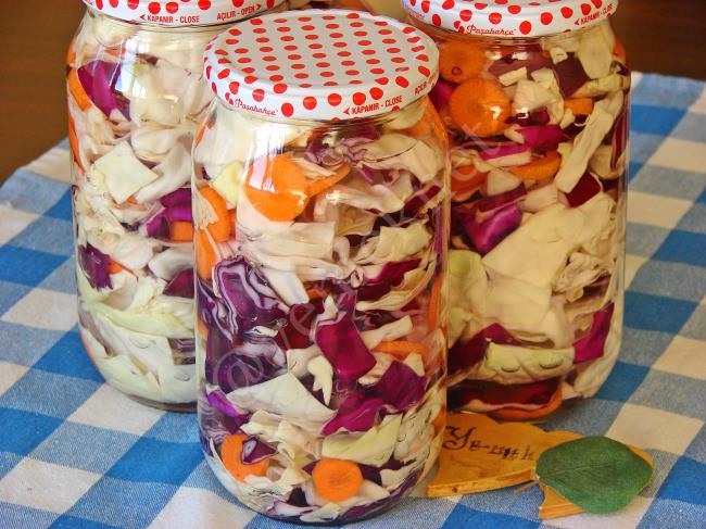 Sirkesiz Lahana Turşusu - Yapılışı (11/12) 