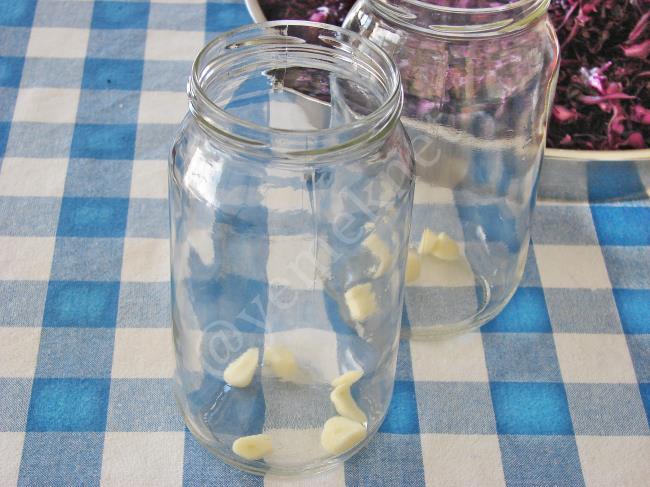 Susuz Mor Lahana Turşusu - Yapılışı (6/12) 