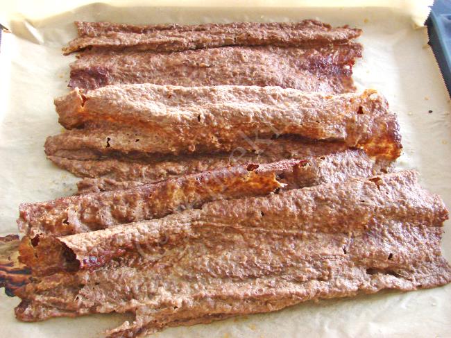 Yağlı Kağıtla Kıymadan Yaprak Döner - Yapılışı (10/12) 