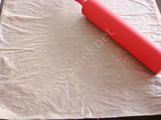 Yağlı Kağıtla Kıymadan Yaprak Döner - Yapılışı (6/12) 