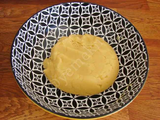 Bayatlamayan Susamlı Kurabiye - Yapılışı (4/8) 