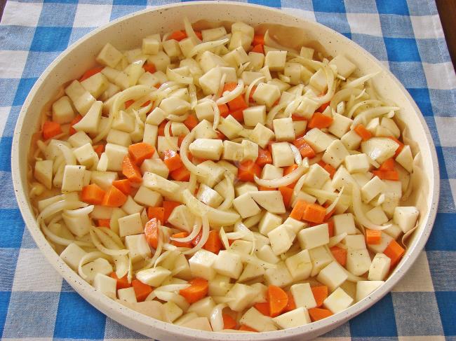 Nohutlu Kereviz Salatası - Yapılışı (4/12) 