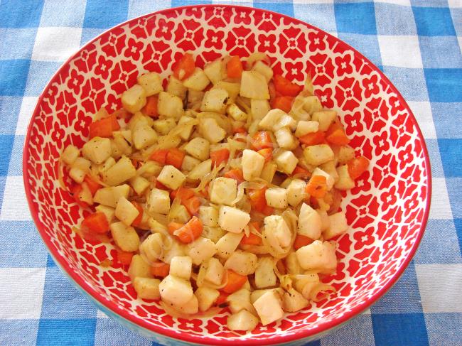 Nohutlu Kereviz Salatası - Yapılışı (6/12) 