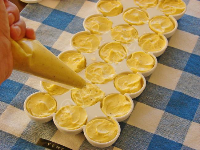 Fransız Usulü Limonlu Tereyağı - Yapılışı (6/8) 