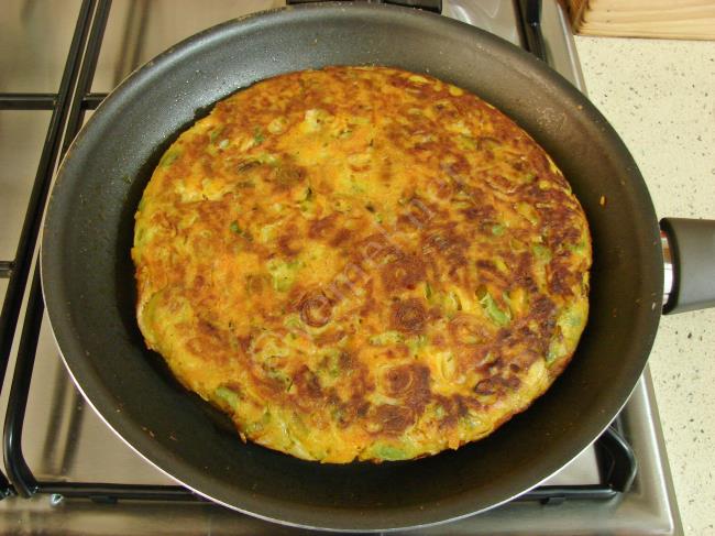 Glutensiz Tava Böreği - Yapılışı (6/8) 