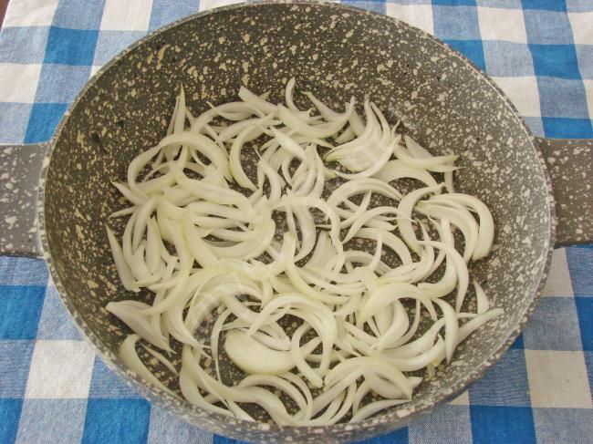 Pancarlı Kereviz Yemeği - Yapılışı (3/8) 