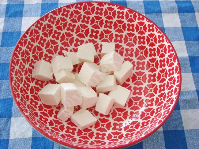 Üç Malzemeli Tuzlu Kurabiye - Yapılışı (2/8) 