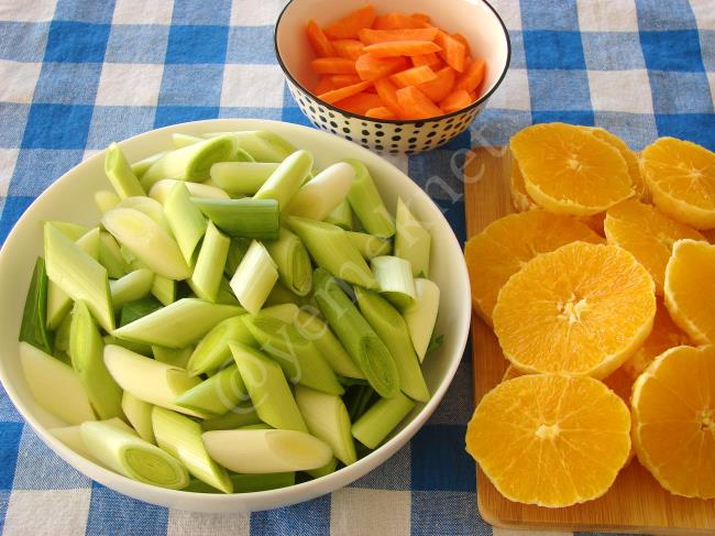 Girit Usulü Zeytinyağlı Pırasa - Yapılışı (2/8) 