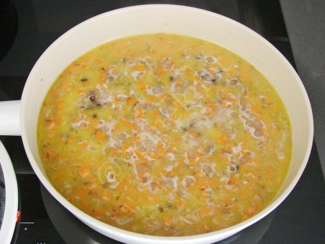 Havuçlu Üzümlü Pilav - Yapılışı (8/12) 