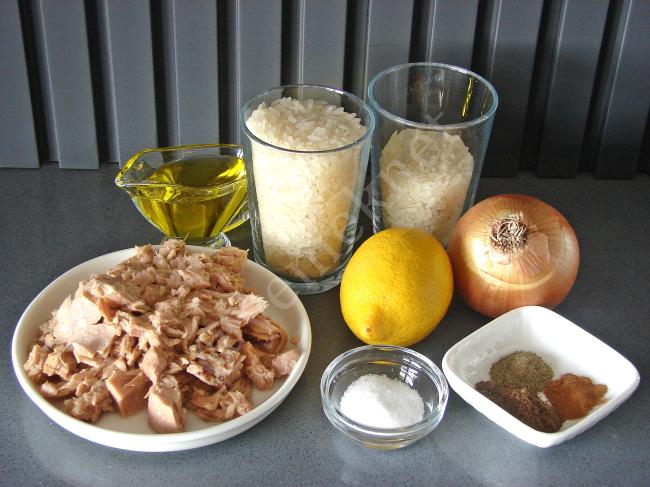 Midyesiz Midye Dolma Pilavı - Yapılışı (1/12) 