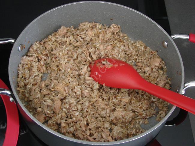 Midyesiz Midye Dolma Pilavı - Yapılışı (6/12) 