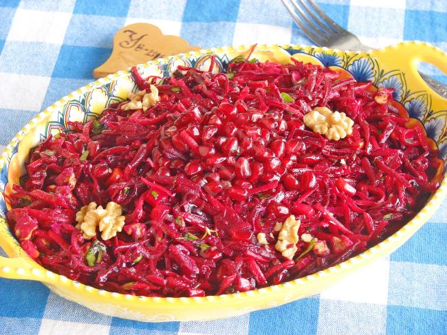 Narlı Kış Salatası